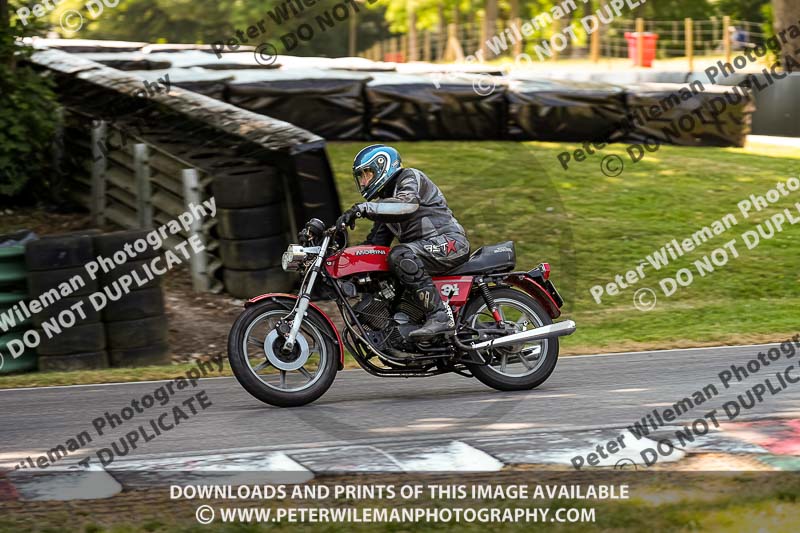 cadwell park;cadwell park photographs;cadwell trackday photographs;enduro digital images;event digital images;eventdigitalimages;peter wileman photography;racing digital images;trackday digital images;trackday photos